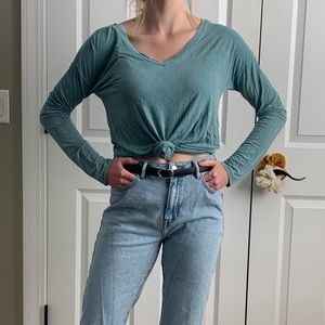 Long sleeved teal T
